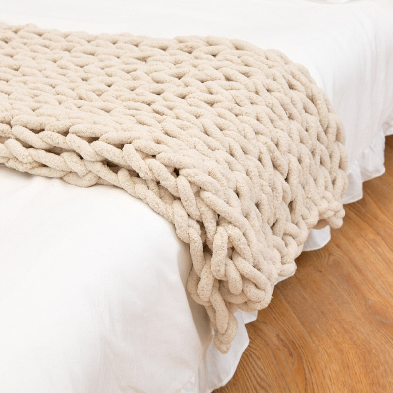 Couverture Tricotée Beige Epaisse En Chenille