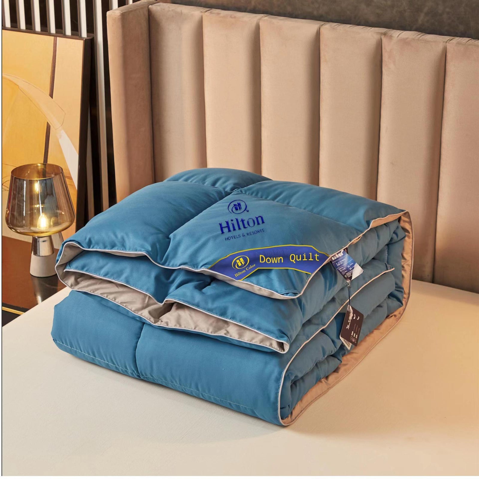 Couette Bleue Luxe Hilton