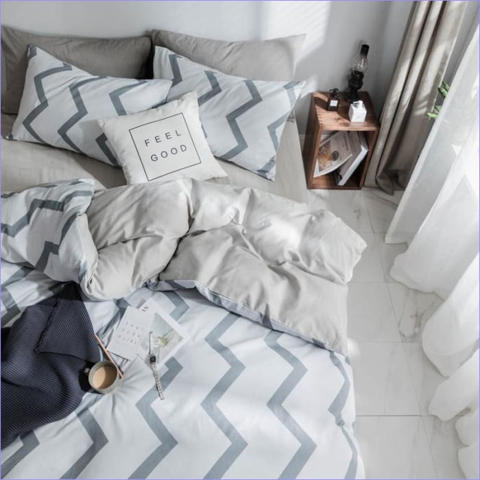 Housse de Couette Scandinave Blanche à Vagues Grises